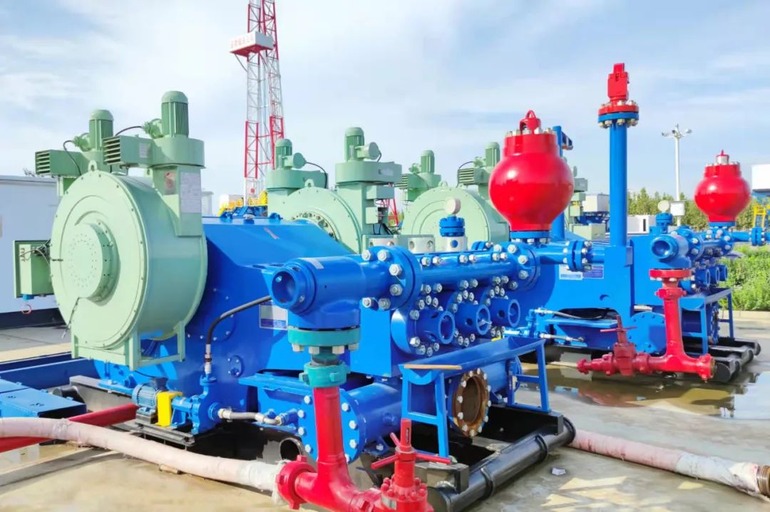 1690427621196790.jpg 1-22040Q4000DM.jpg